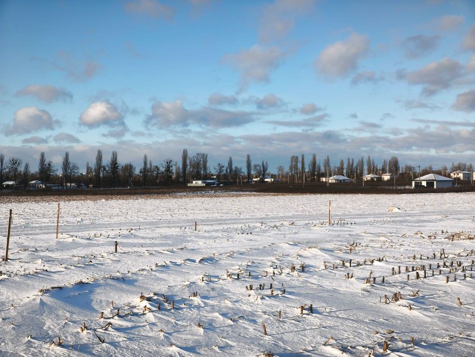 Продам земельну ділянку 5 соток в Святопетрівському.