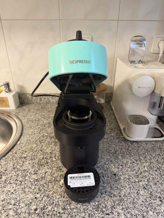 Maquina de cafe Nespresso Vertuo