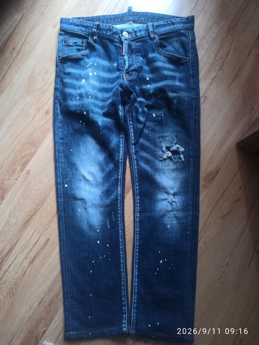 męskie jeansy marki DSQUARED2