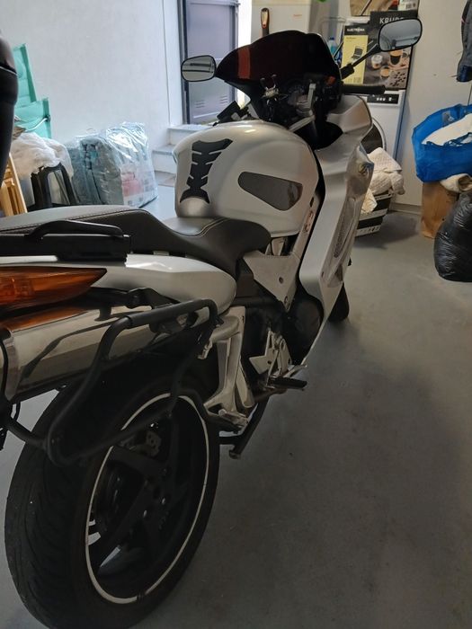 Honda vfr 800 vi-tec
