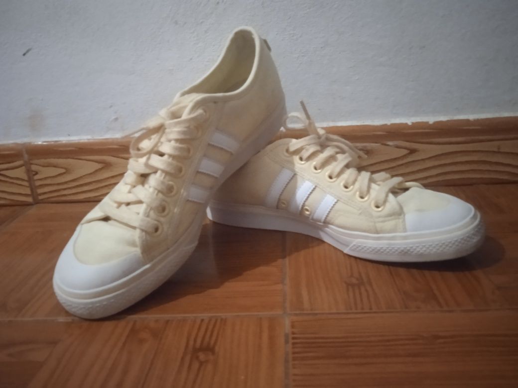 Sapatilhas adidas best sale amarelas