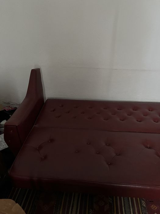 Sofa-cama pele cor vinho