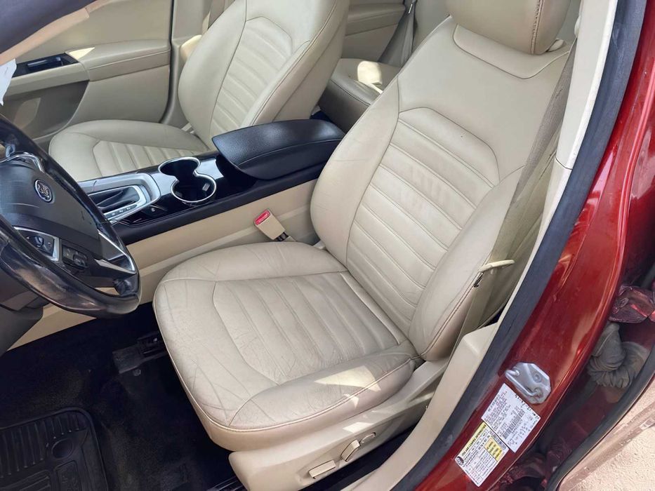 Ford Fusion SE      2014