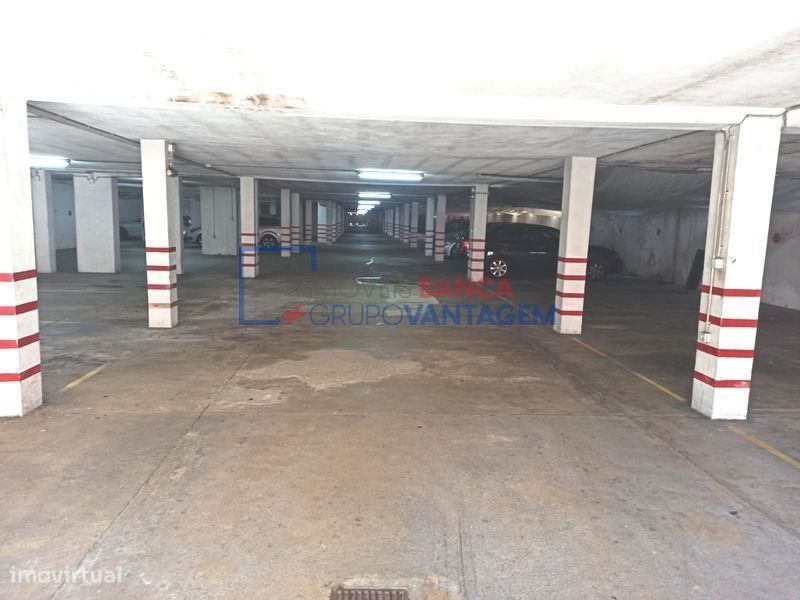 Lugar de Estacionamento São Pedro da Cova