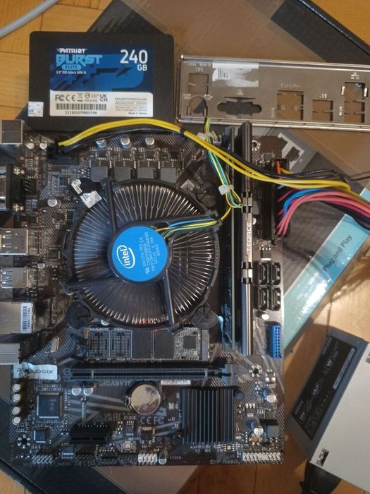 i3 gigabyte h510m +24gb+128+240