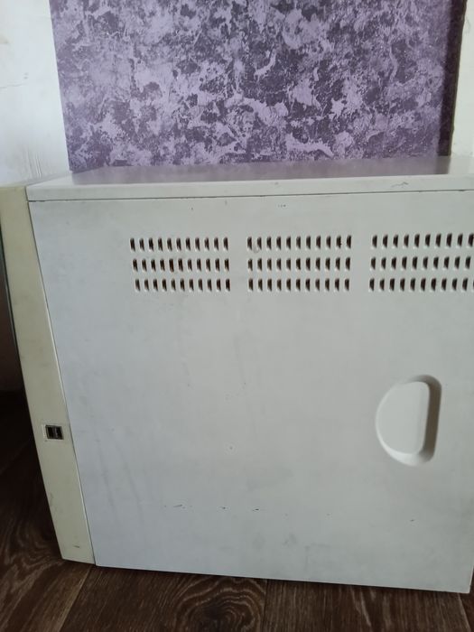 Системний блок до комп'ютера