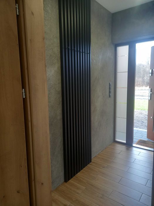 Wieszak na kurtki metalowe lamele ścienne loft