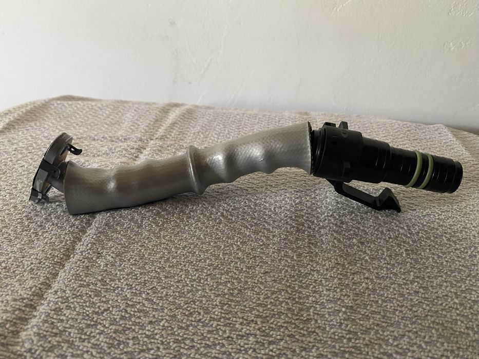 Трубка зливу масла у піппдон .