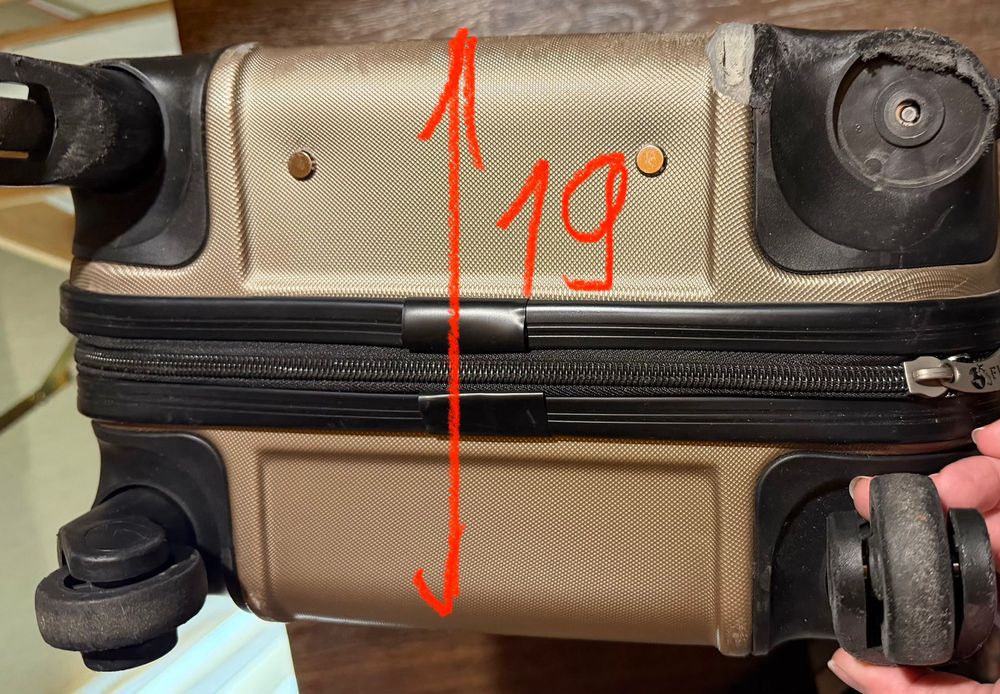 Валіза FIY розмір ручної поклажі