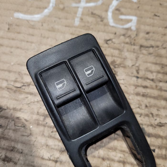 Panel przełączniki elektrycznych szyb vw T5 Transporter Caravelle