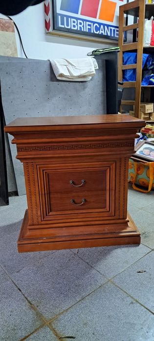 2 Mesas Cabeceira boa qualidade