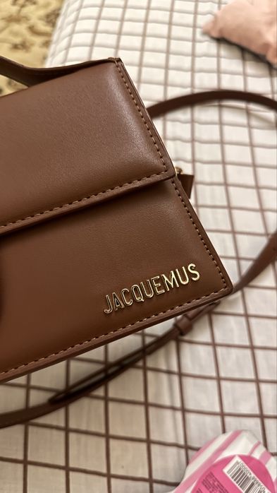 Сумка jacquemus кожа