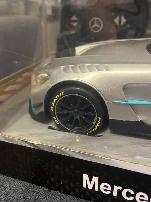 Mercedes AMG GT2 Samochód zdalnie sterowany 1:14 Rastar