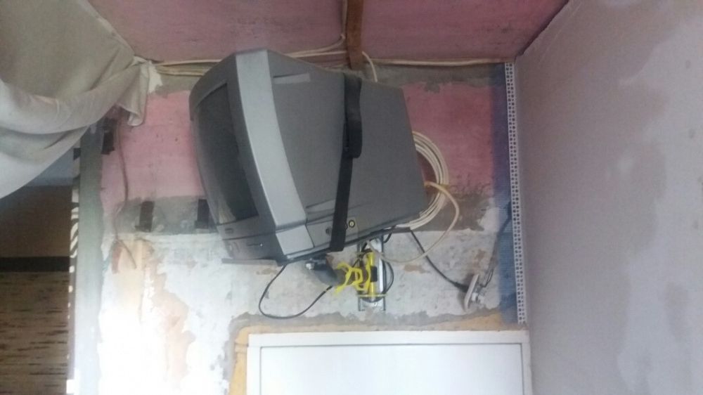 Продам телевизор