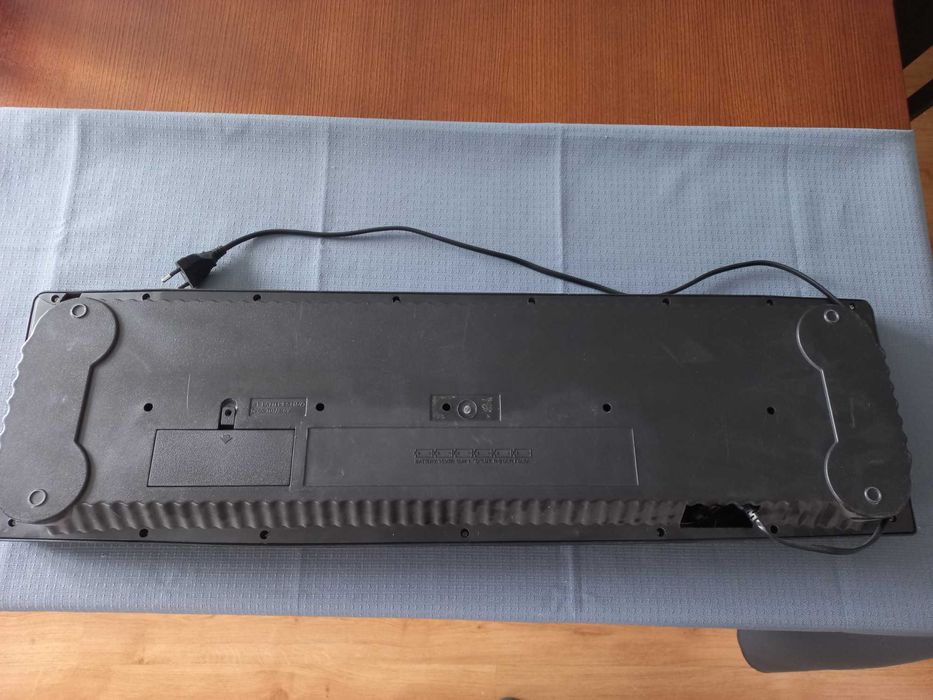 Electronic keyboard 3738