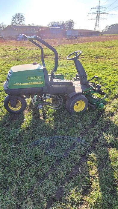Kosiarka john deere 2500a traktorek