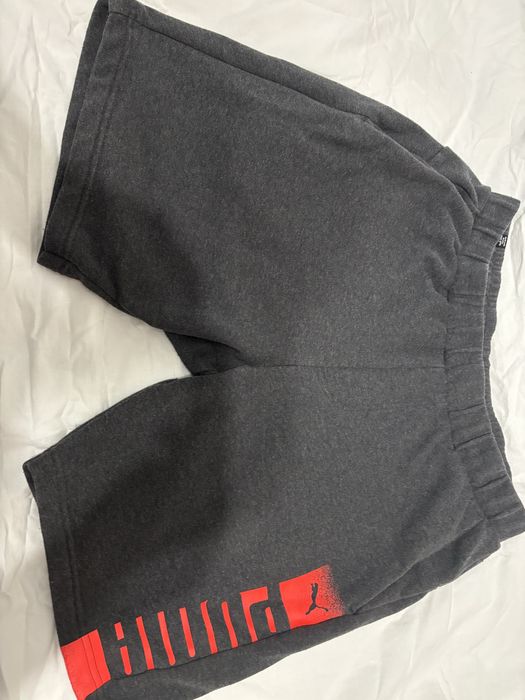 Продам оригинальные мужские шорты puma
