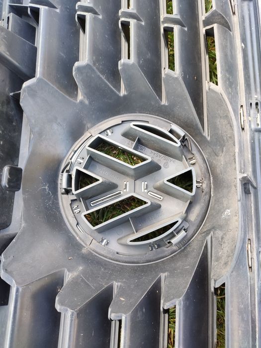 Grill VW passat B5