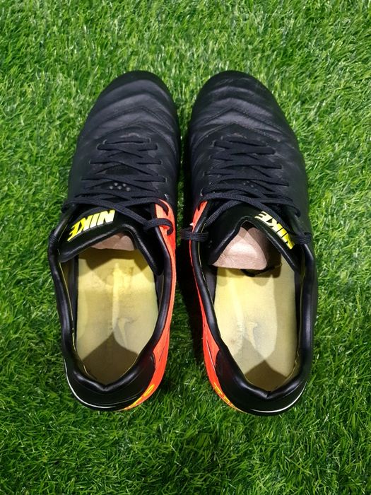 Profesjonalne Elite korki Nike Tiempo Legend VI FG 45