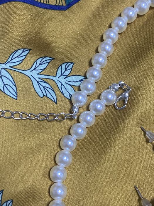 Набір прикраз із штучних перлин