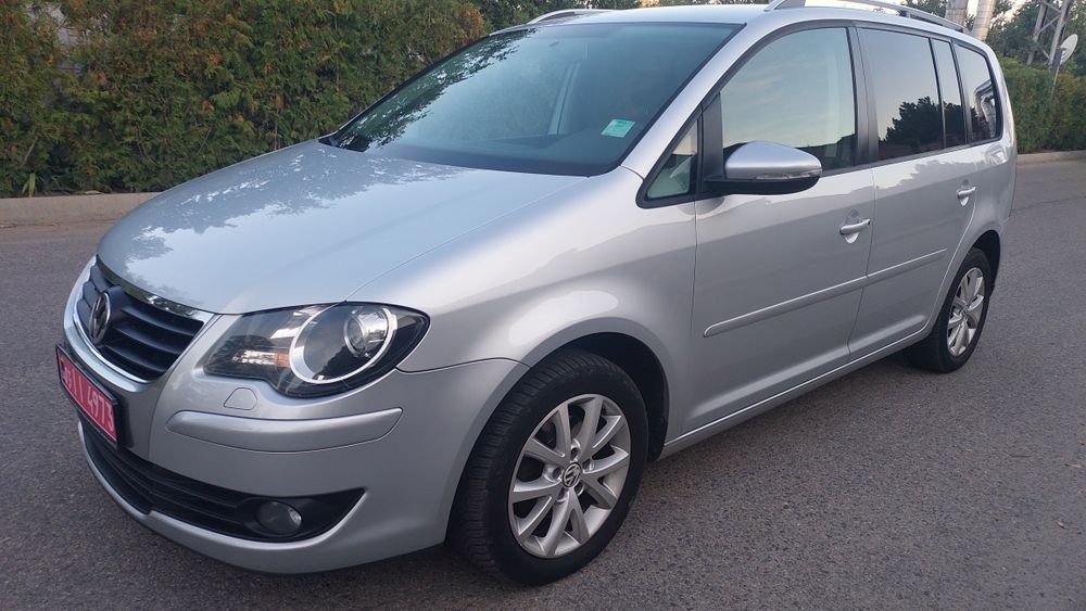 Продам Volkswagen Touran 2009 1.4 TSI MT 140 к.с. Бензин