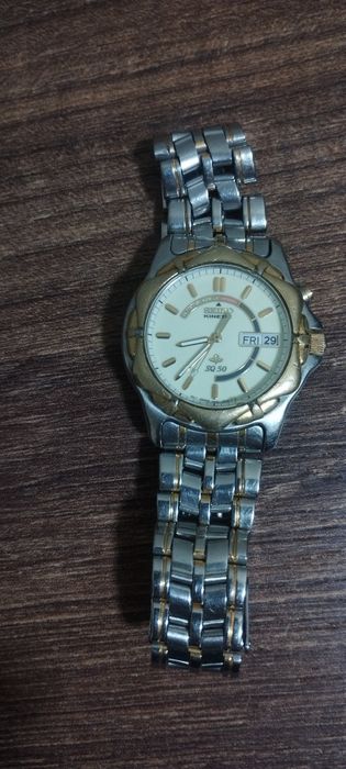 Часы Seiko Kinetic