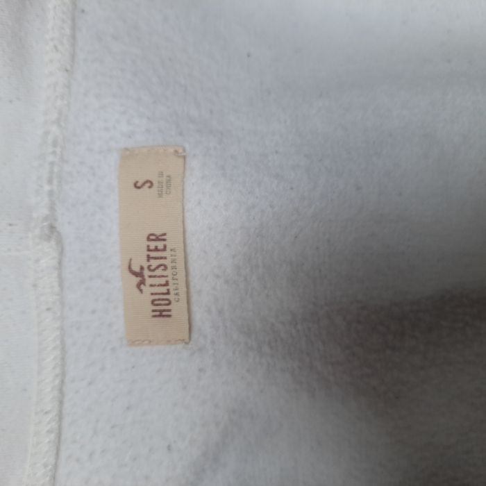 Biała bluza z kapturem hollister