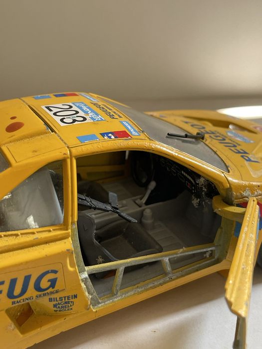 Peugeot 405 turbo 16 burago