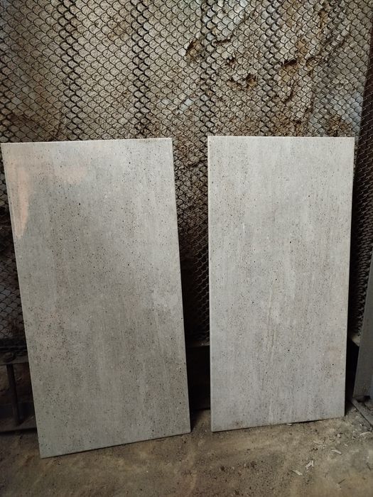 Плитка керамическая.