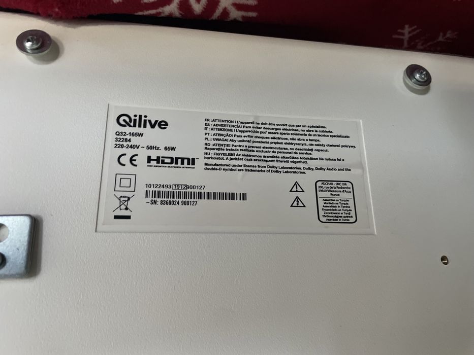 TV Qilive 32" + Suporte de Parede
