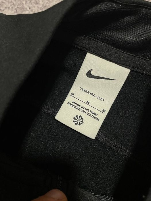 Спортивная кофта Nike