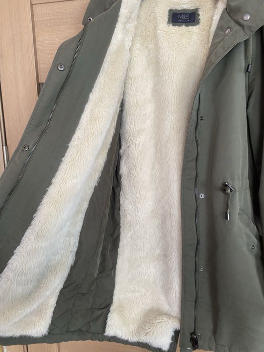 Жіноча куртка, парка.