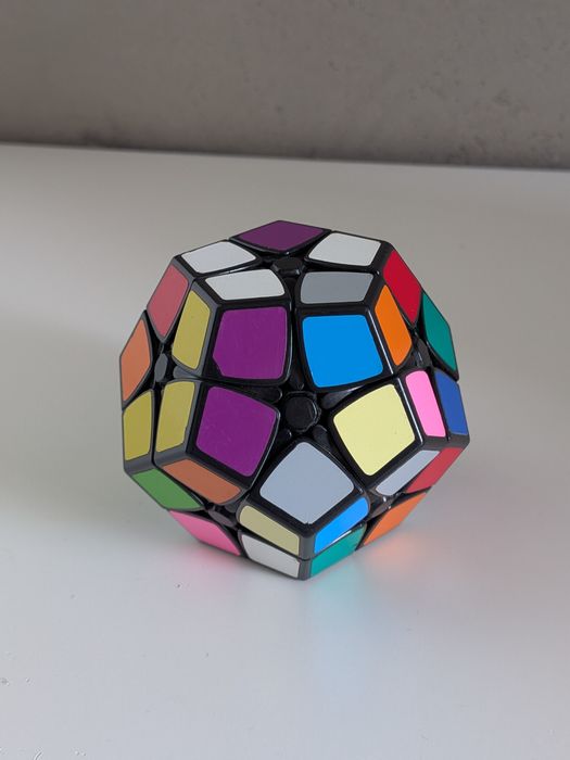 Kostka Rubika megaminx 2x2