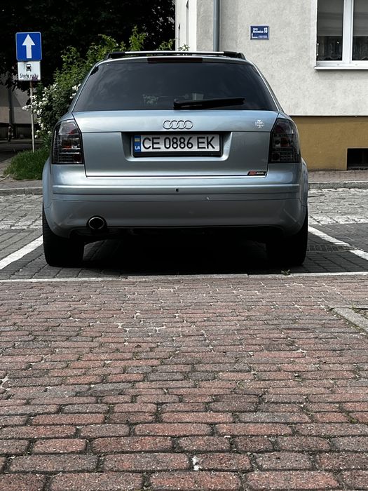 Продам Ауді а4б6 2.0 бензин