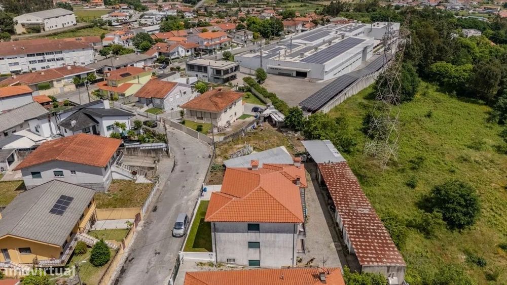 Terreno Premium em Ronfe - 860m2 para a casa dos seus Sonhos!