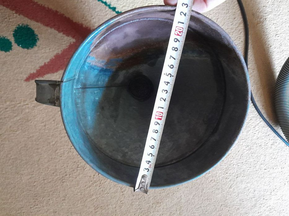 Продам лейку             .          .