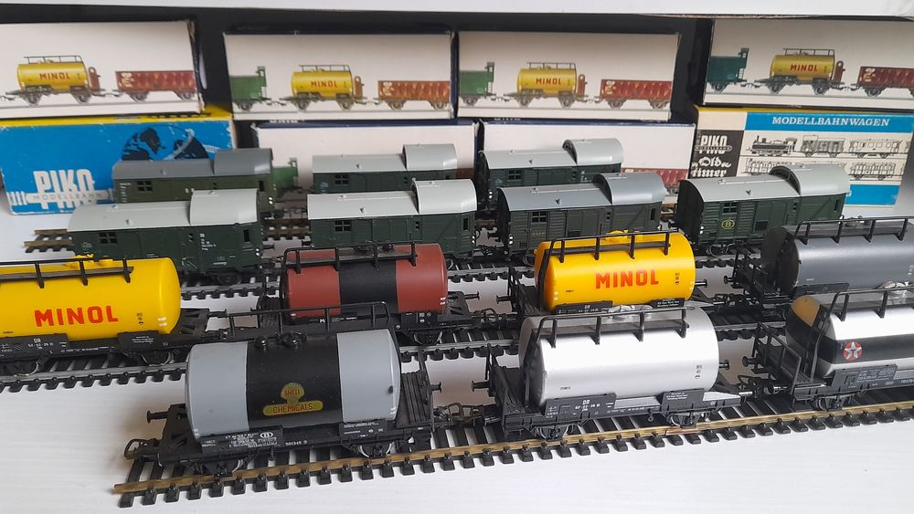 Ж.д. модели  вагонов  фирмы  Piko  HO 1/87  Roco  Пико