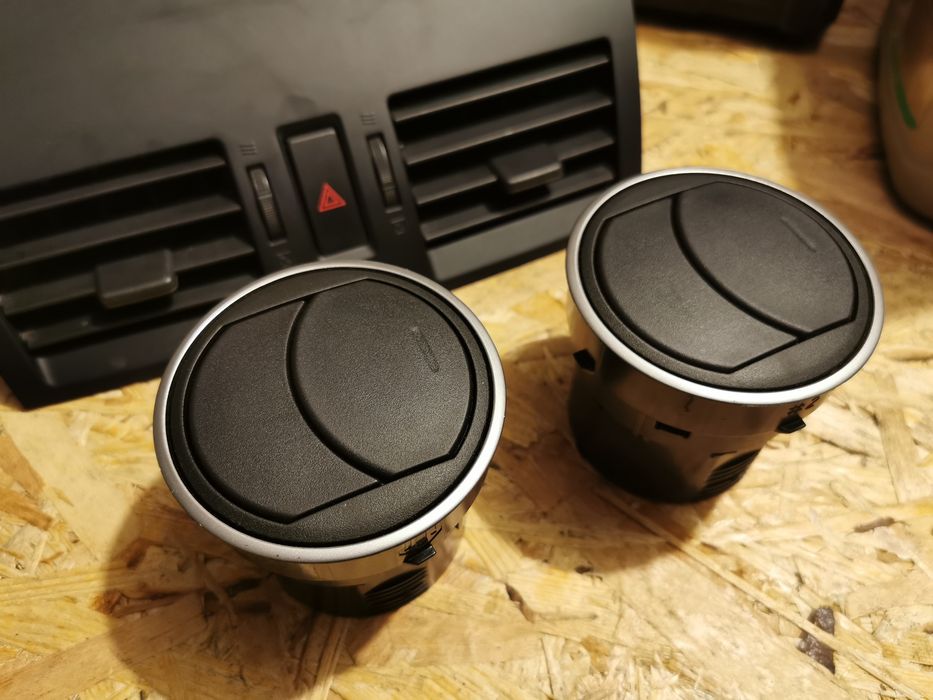 Kratki nawiewu Mazda 3 BL