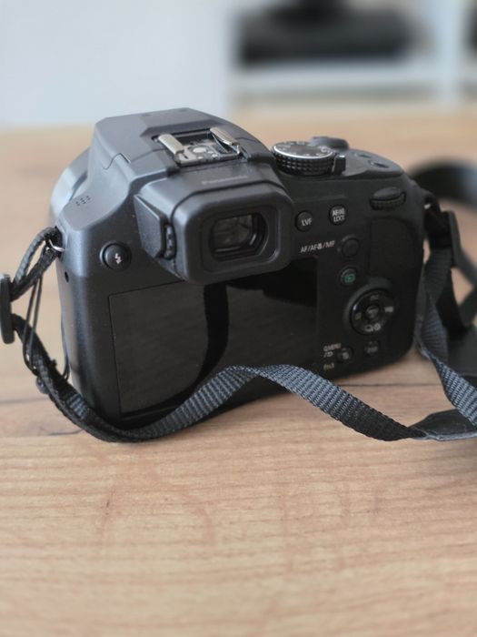 Panasonic LUMIX DC-FZ82 D czarny