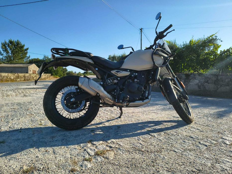 Royal Enfield Himalayan 450 (2025) – Apenas 1.100 km, Como Nova, Garantia
