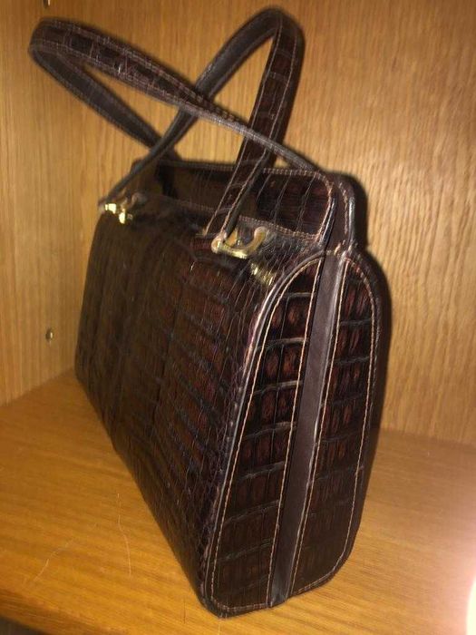Carteira autêntica de crocodilo castanha