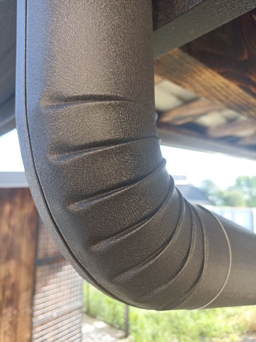 Безшовні водостоки з металу