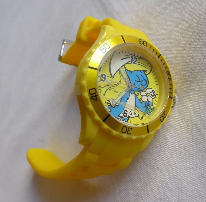 Relógio dos Smurfs Smurfete Peyo novo na caixa