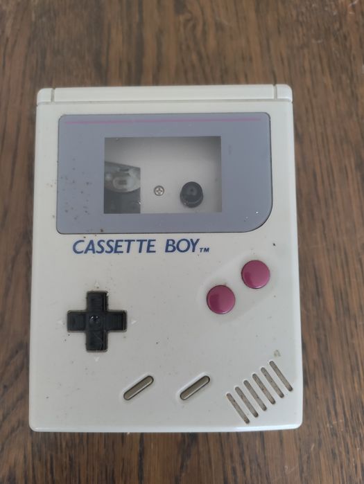 Leitor de cassetes GameBoy