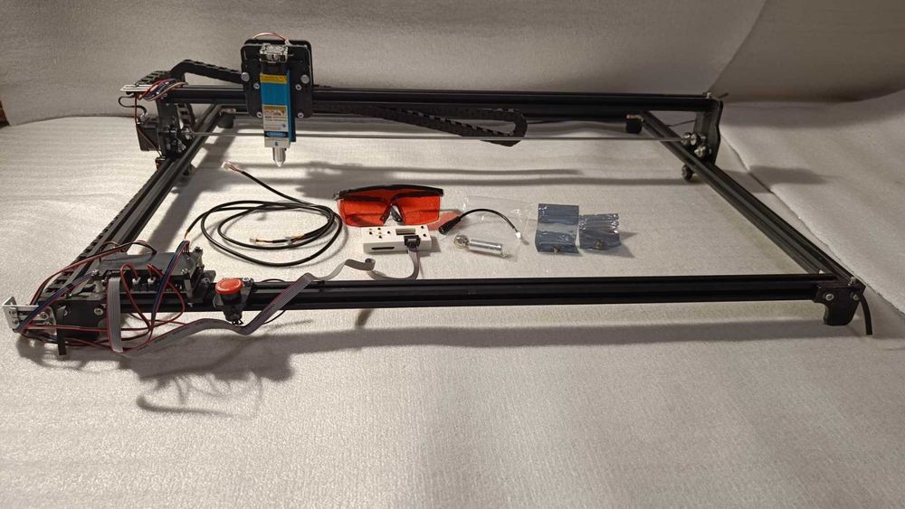 Лазерный станок с оффлайн контроллером гравер 65х50 40w