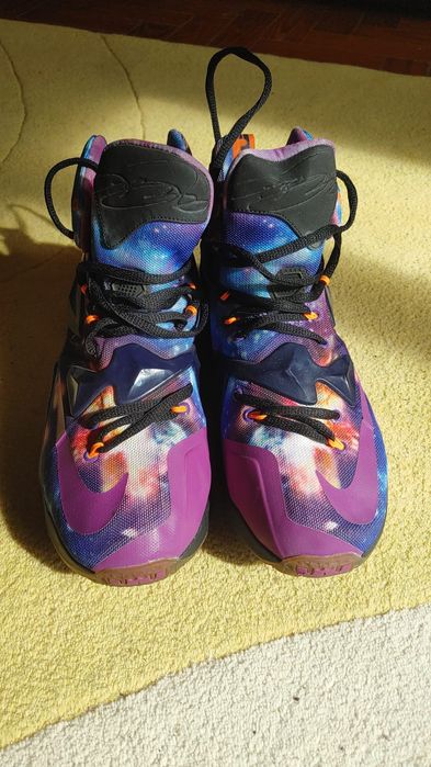 Ténis Nike Lebron James 13
Size 40
Preço 80 €