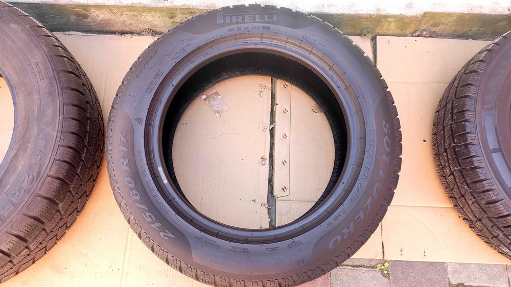 Шини 215/60R17. Pirelli 8,4мм. 2022р. Nokian