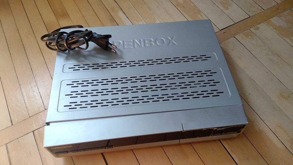 Тюнер Openbox x-800