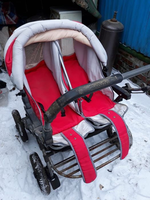 Отдам коляску для двойни