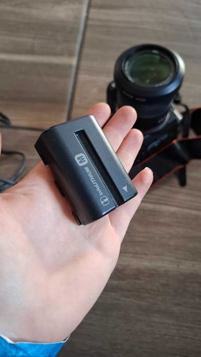 Aparat Sony alfa200